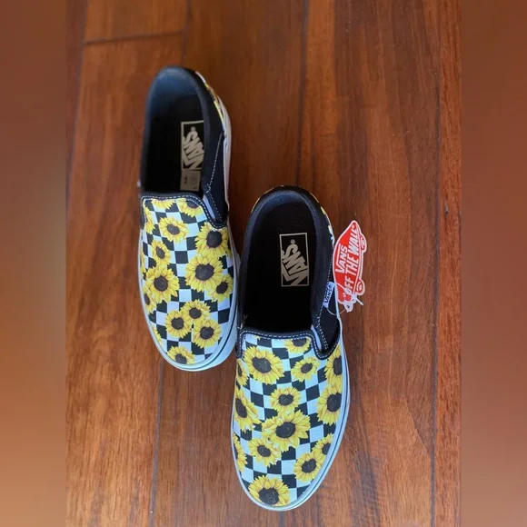 Van’s Checkerboard Slip-On w/ Sunflowers - Picture 2 of 9